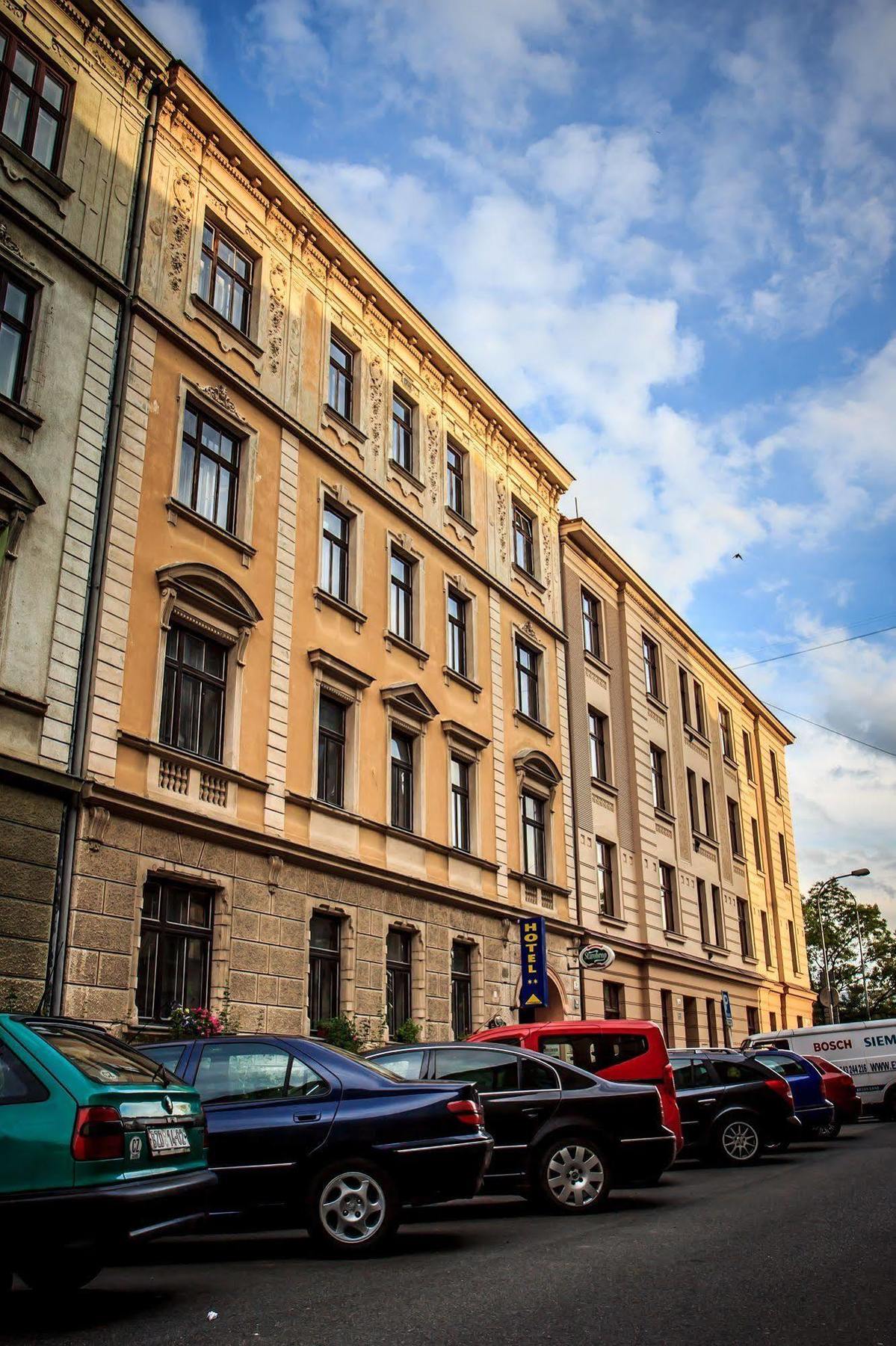 Hotel Pyramida Brno Dış mekan fotoğraf